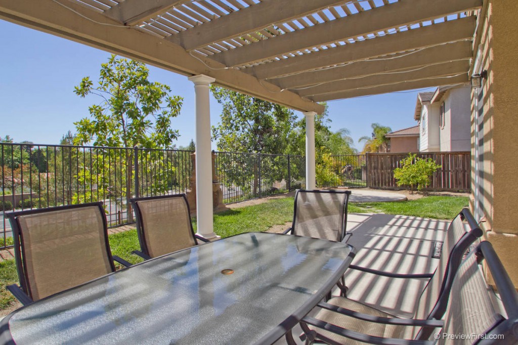 35_6966419_53095-135