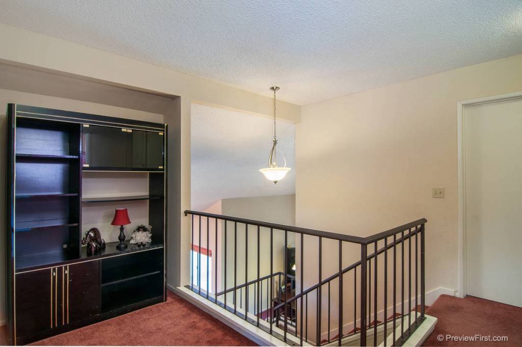 29_7325665_56235-129