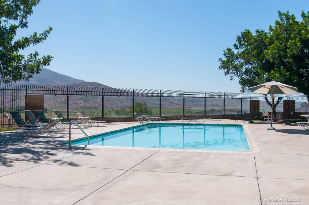 34_7325685_56235-134